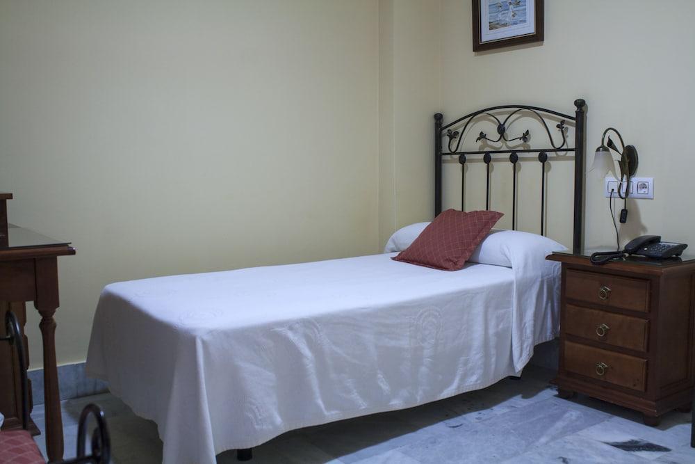 La Parrita Hotel
